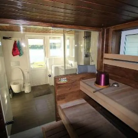 Semesterbostad Karetoermae By Interhome